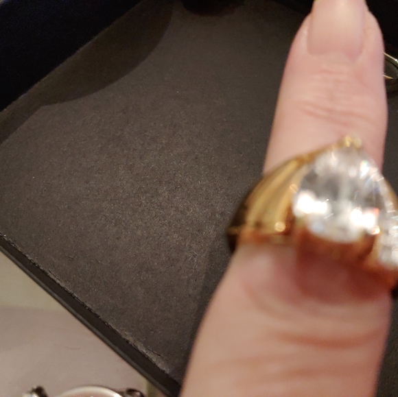 Ring - Picture 7 of 10